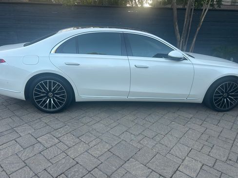 Used 2022 Mercedes-Benz S 580 4MATIC Sedan image 5