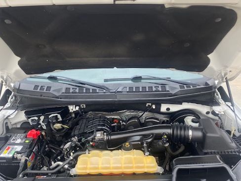 Used 2018 Ford F150 XLT image 16