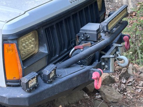 Used 1996 Jeep Cherokee 4WD 4-Door image 7