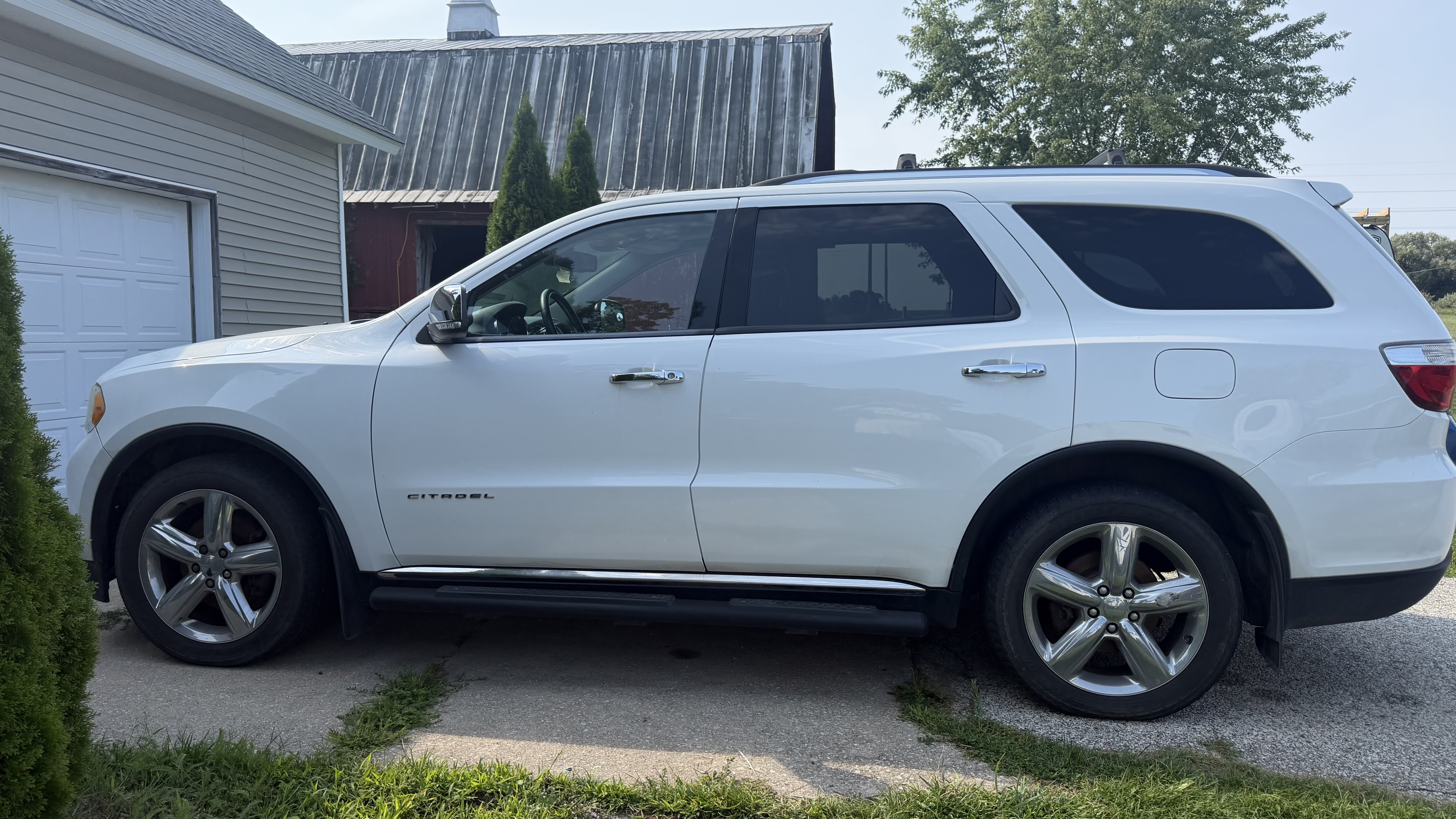 Used 2013 Dodge Durango Citadel AWD/4WD image 2