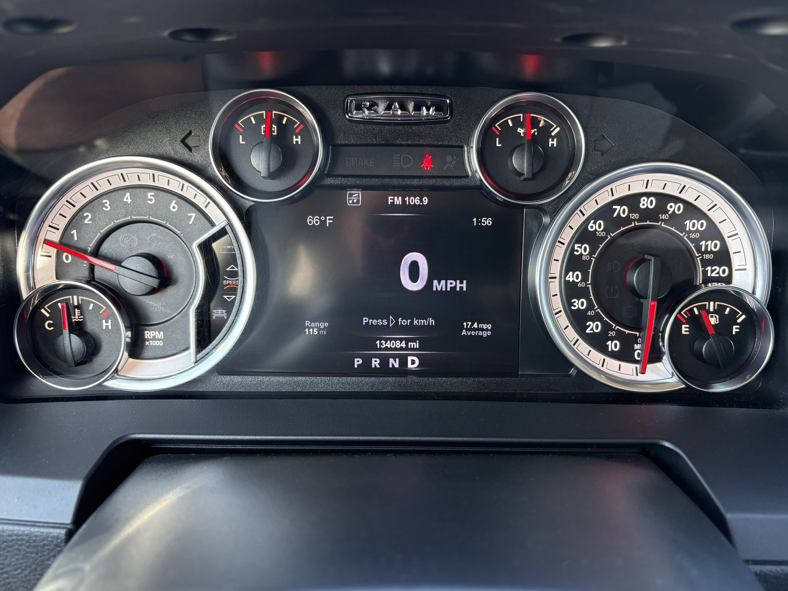 Used 2017 RAM 1500 Laramie w/ Convenience Group AWD/4WD image 12