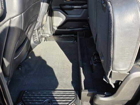 Used 2021 RAM 1500 Limited w/ Night Edition image 17