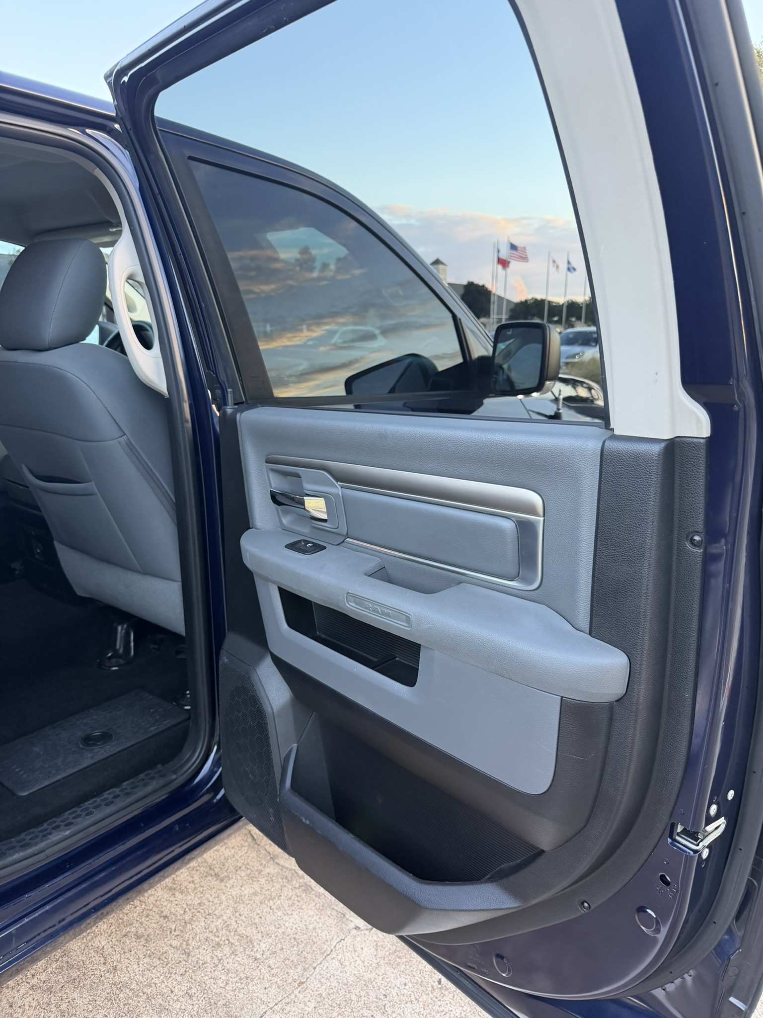 Used 2016 RAM 1500 Lone Star RWD image 27