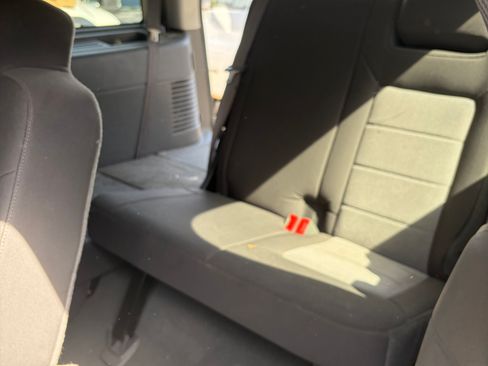 Used 2006 Ford Expedition XLT RWD image 19
