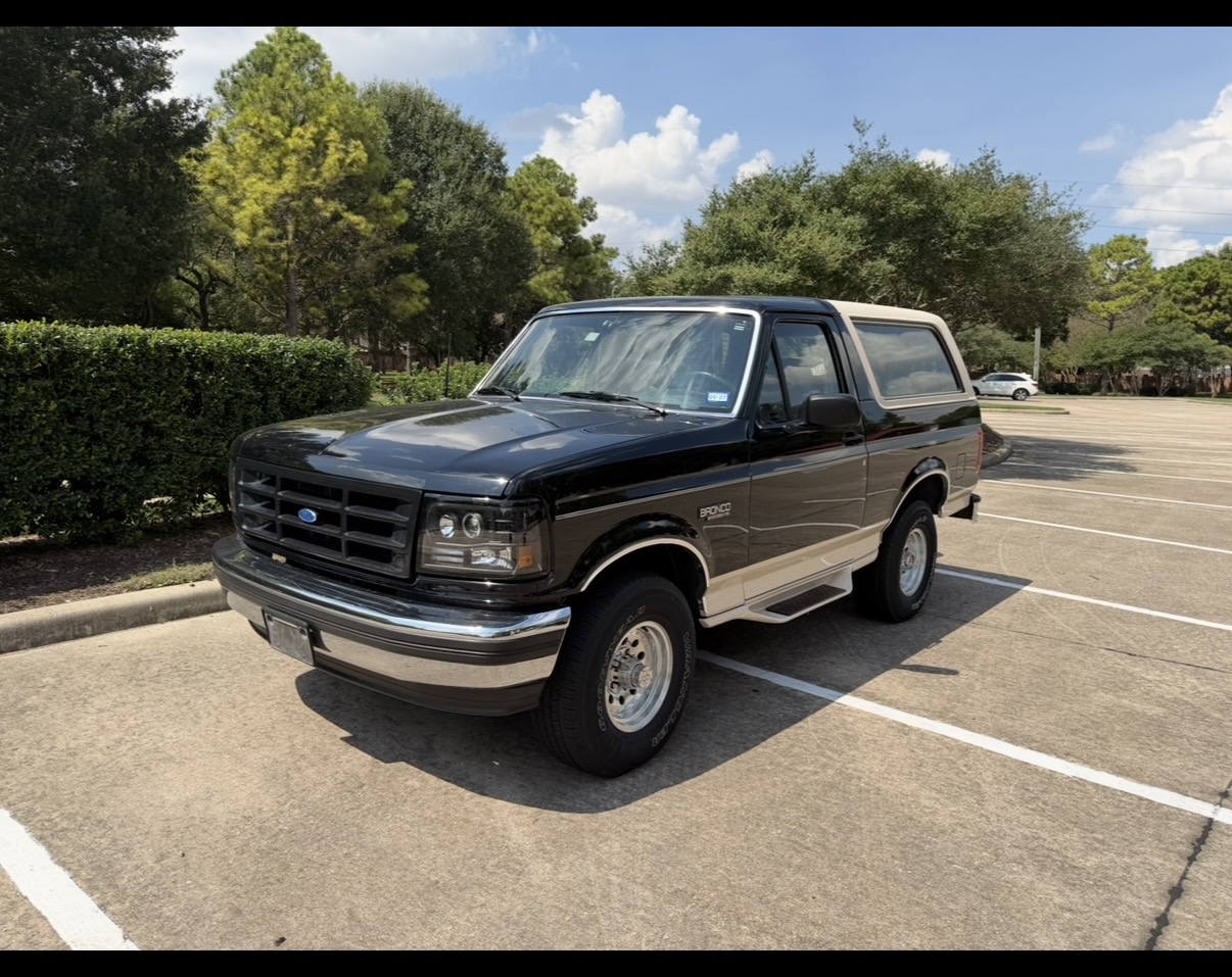 Used 1993 Ford Bronco AWD/4WD image 1