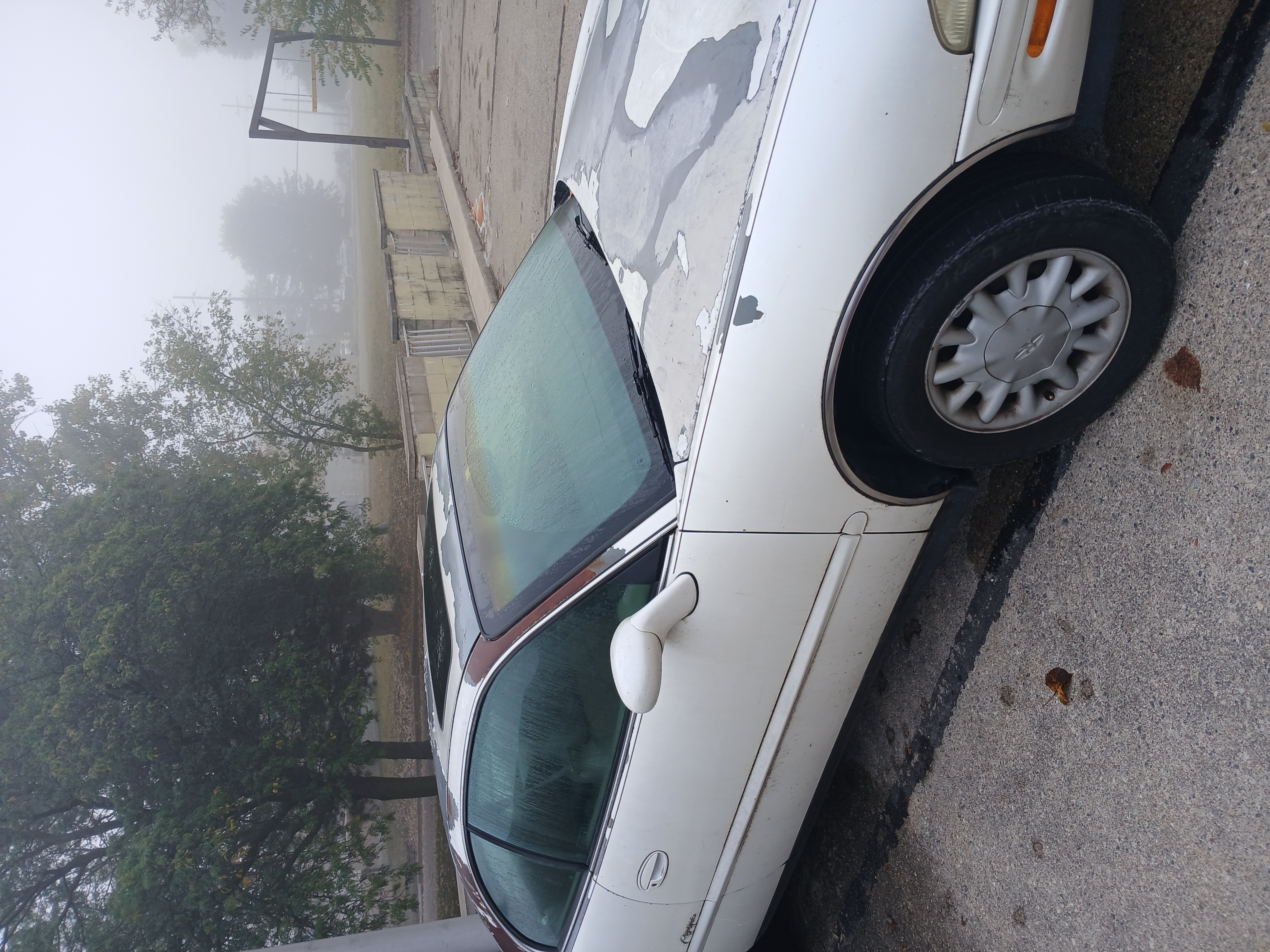 Used 1998 Buick Riviera Supercharged Coupe FWD image 2