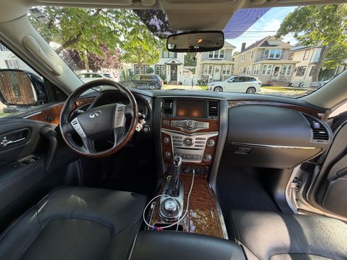 Used 2018 INFINITI QX80 4WD w/ Driver Assistance Package image 25