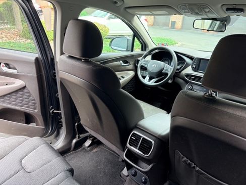 Used 2019 Hyundai Santa Fe SE AWD/4WD image 16