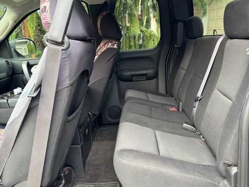 Used 2011 Chevrolet Silverado 1500 LT w/ All-Star Edition RWD image 4