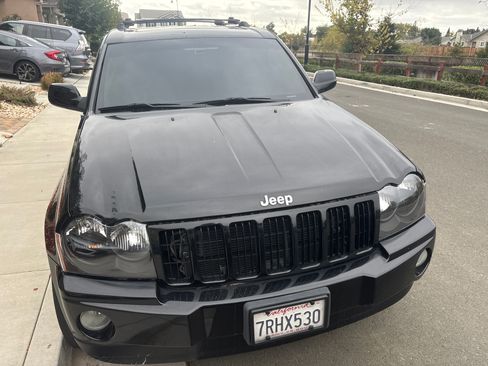 Used 2007 Jeep Grand Cherokee Overland RWD image 10