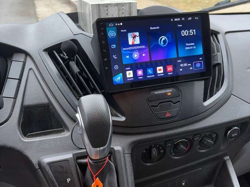 Used 2015 Ford Transit 250 130 Low Roof w/ Exterior Upgrade Package image 19