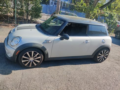 Used 2012 MINI Cooper S image 2