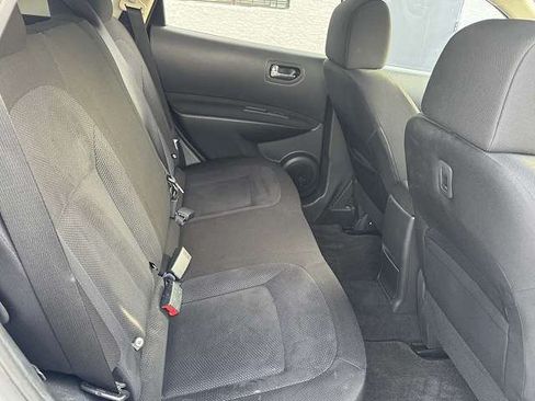 Used 2013 Nissan Rogue SV w/ Premium Pkg image 10