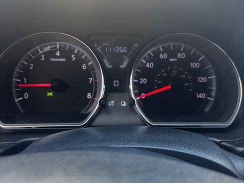 Used 2017 Nissan Versa SV image 16