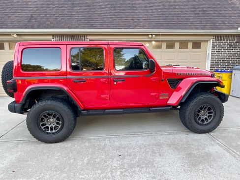 Used 2022 Jeep Wrangler Unlimited Rubicon w/ Xtreme Recon 35" Tire Package AWD/4WD image 1