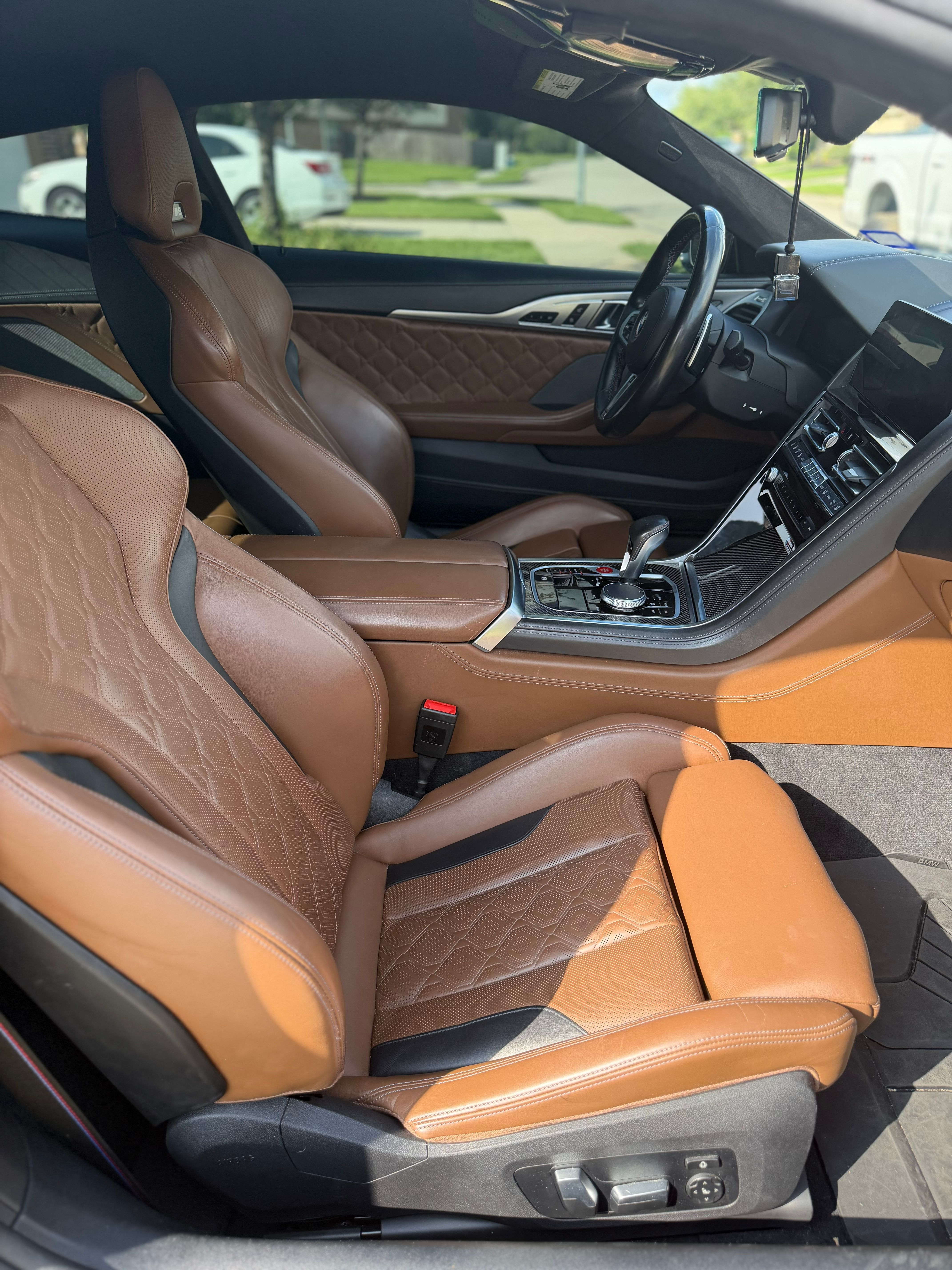 Used 2020 BMW M8 Competition w/ M Carbon Exterior Package AWD/4WD image 15