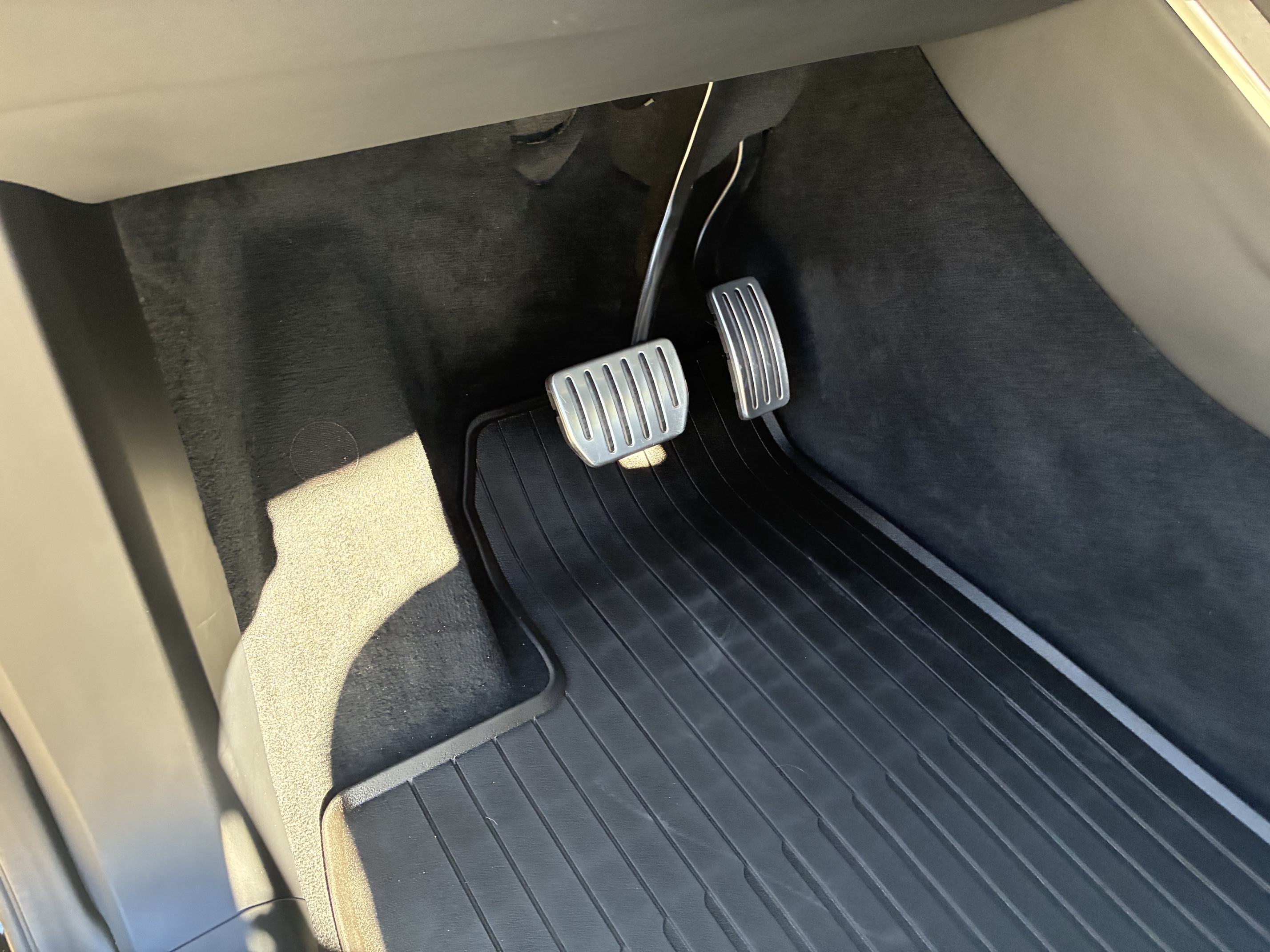 Used 2022 Tesla Model X Plaid AWD/4WD image 20