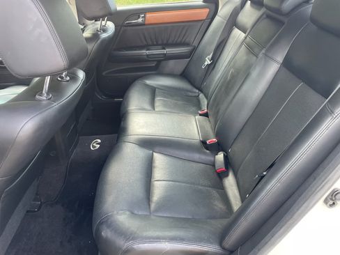 Used 2006 INFINITI M35 w/ (J01) Journey Pkg image 15