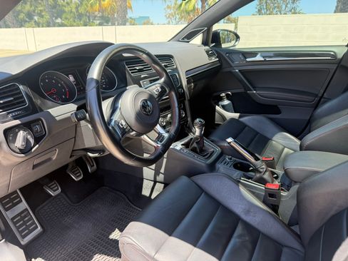 Used 2017 Volkswagen GTI Autobahn FWD image 13