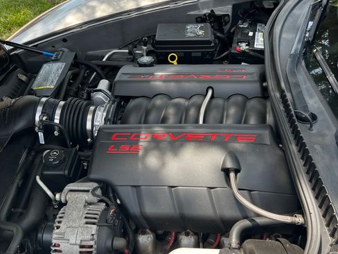 Used 2006 Chevrolet Corvette Convertible w/ Preferred Equipment Group RWD image 8