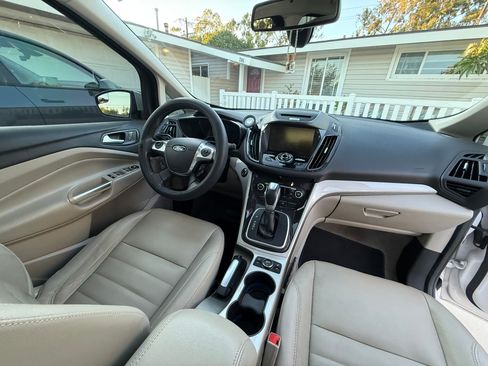 Used 2015 Ford C-MAX Energi SEL w/ Equipment Group 301A image 20