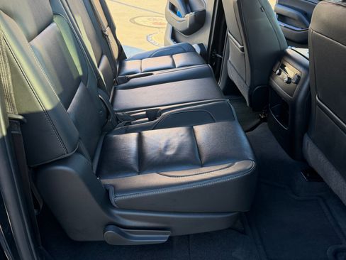 Used 2019 GMC Yukon XL SLT RWD image 6