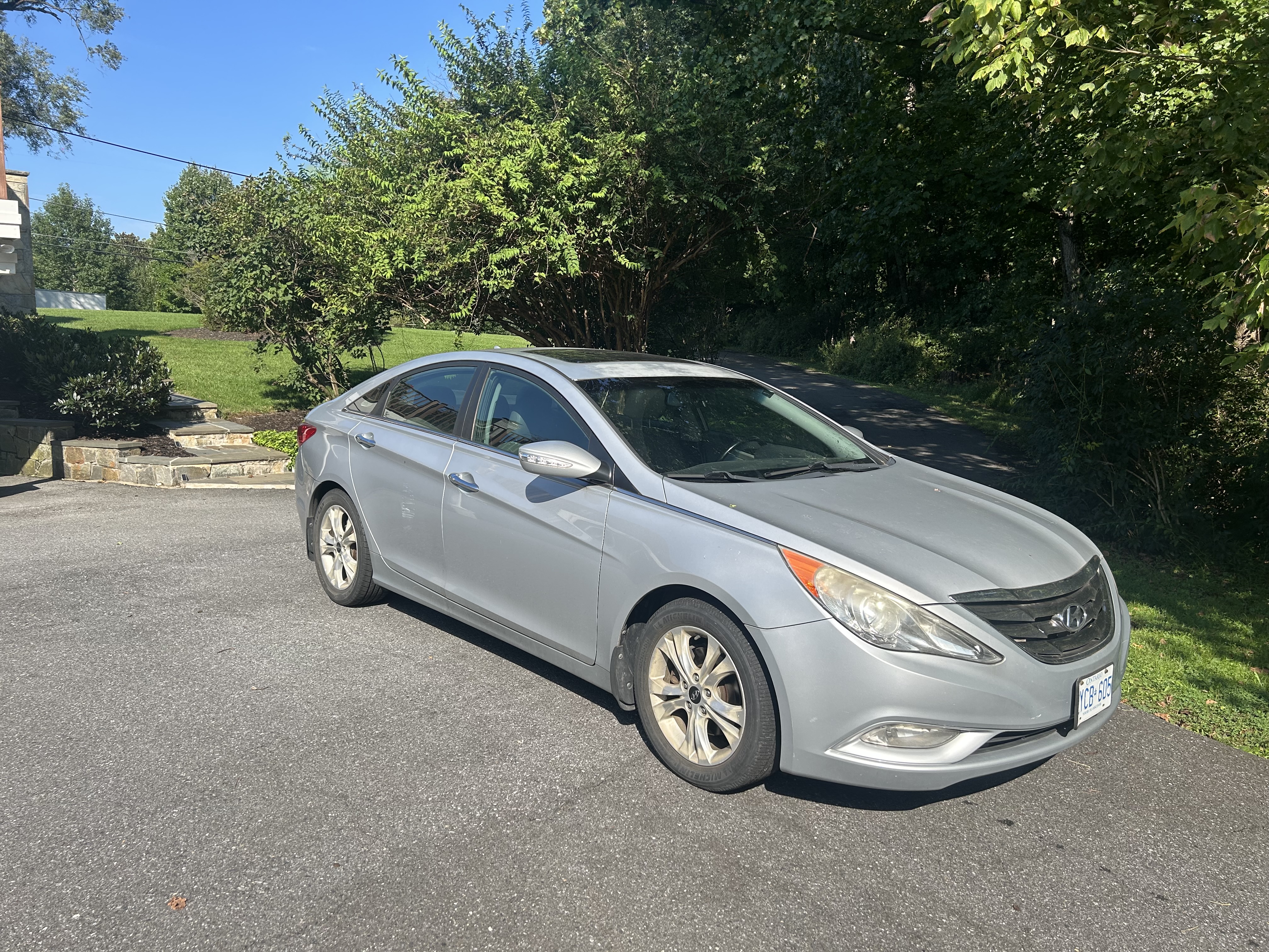 Used 2011 Hyundai Sonata Limited w/ Navigation Pkg 5 FWD image 8