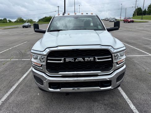 Used 2022 RAM 3500 Tradesman AWD/4WD image 11