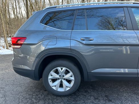 Used 2018 Volkswagen Atlas S image 16