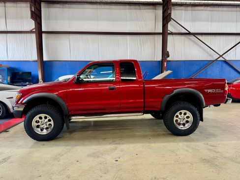 Used 2002 Toyota Tacoma 4x4 Xtracab V6 image 2