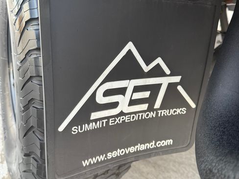 Used 2023 RAM 3500 Tradesman w/ Convenience Group image 13