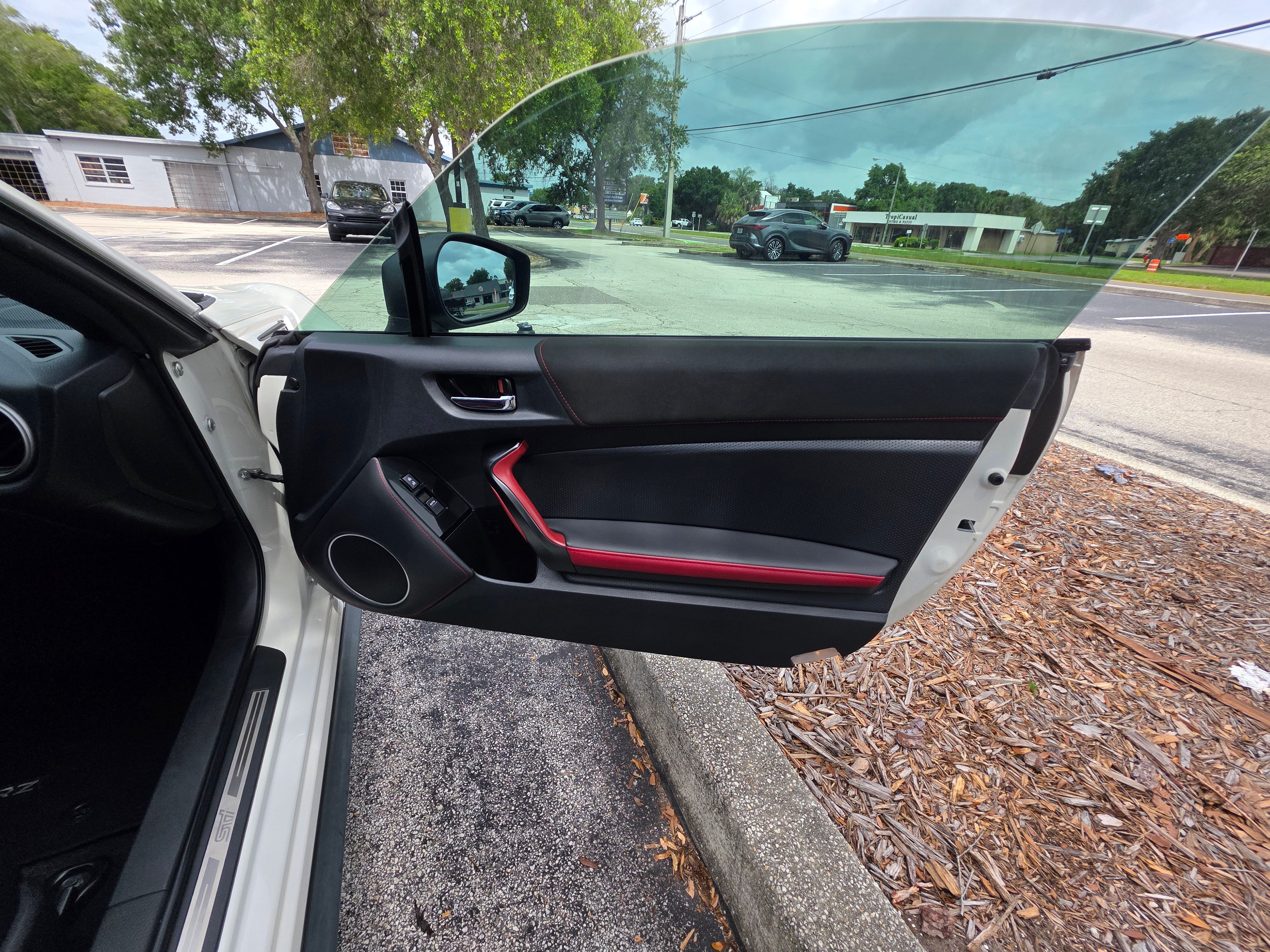 Used 2018 Subaru BRZ tS RWD image 29