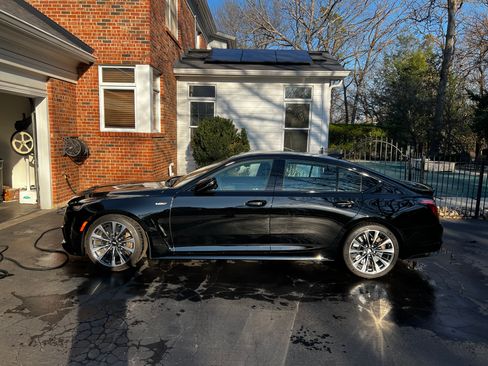 Used 2022 Cadillac CT5 V Blackwing image 1