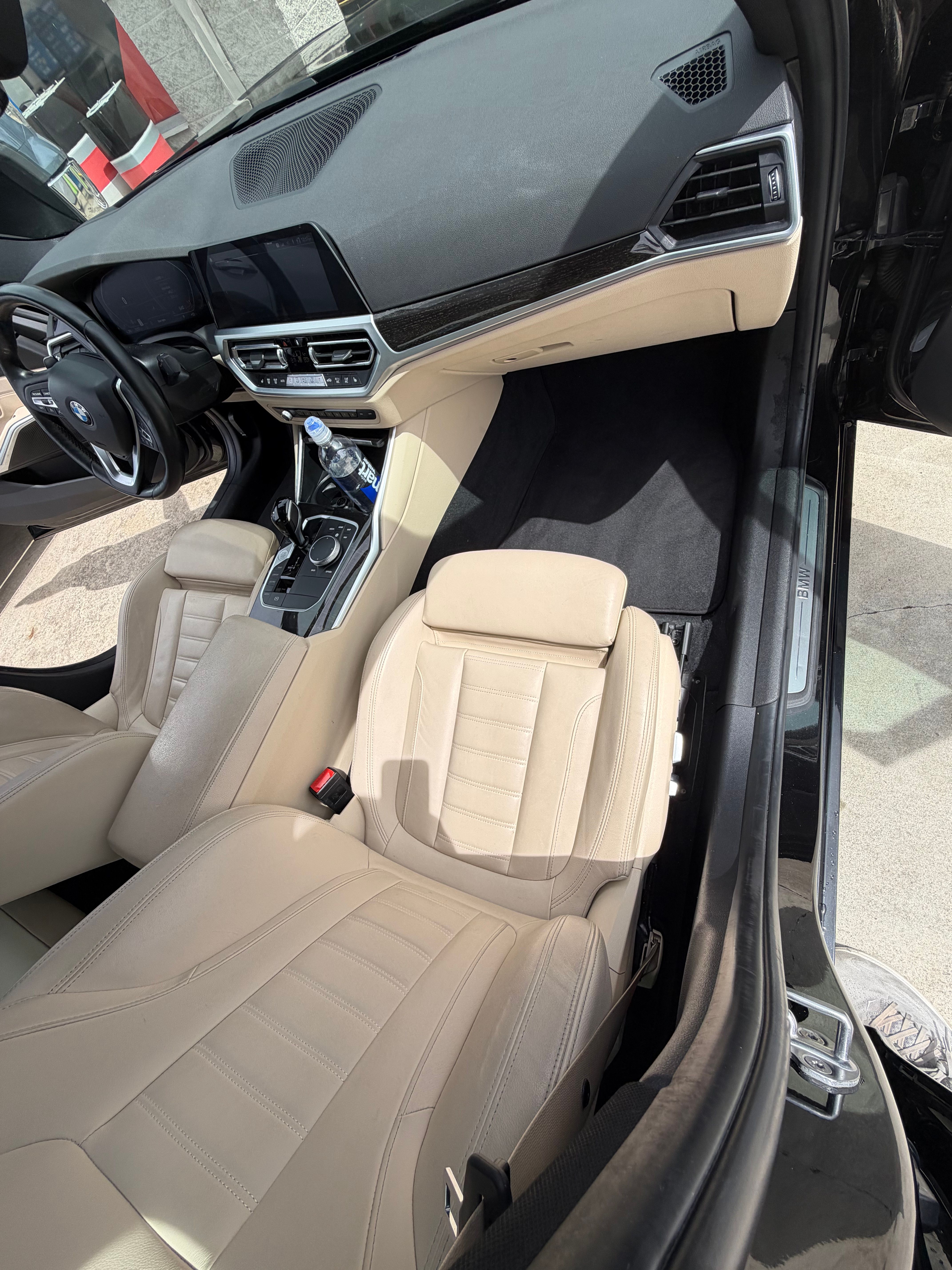 Used 2019 BMW 330i Sedan w/ Premium Package RWD image 17