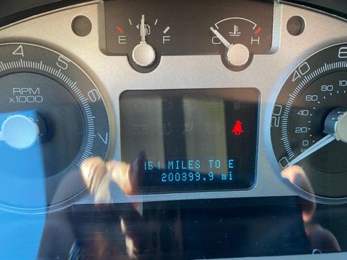 Used 2009 Mercury Mariner Premier image 9