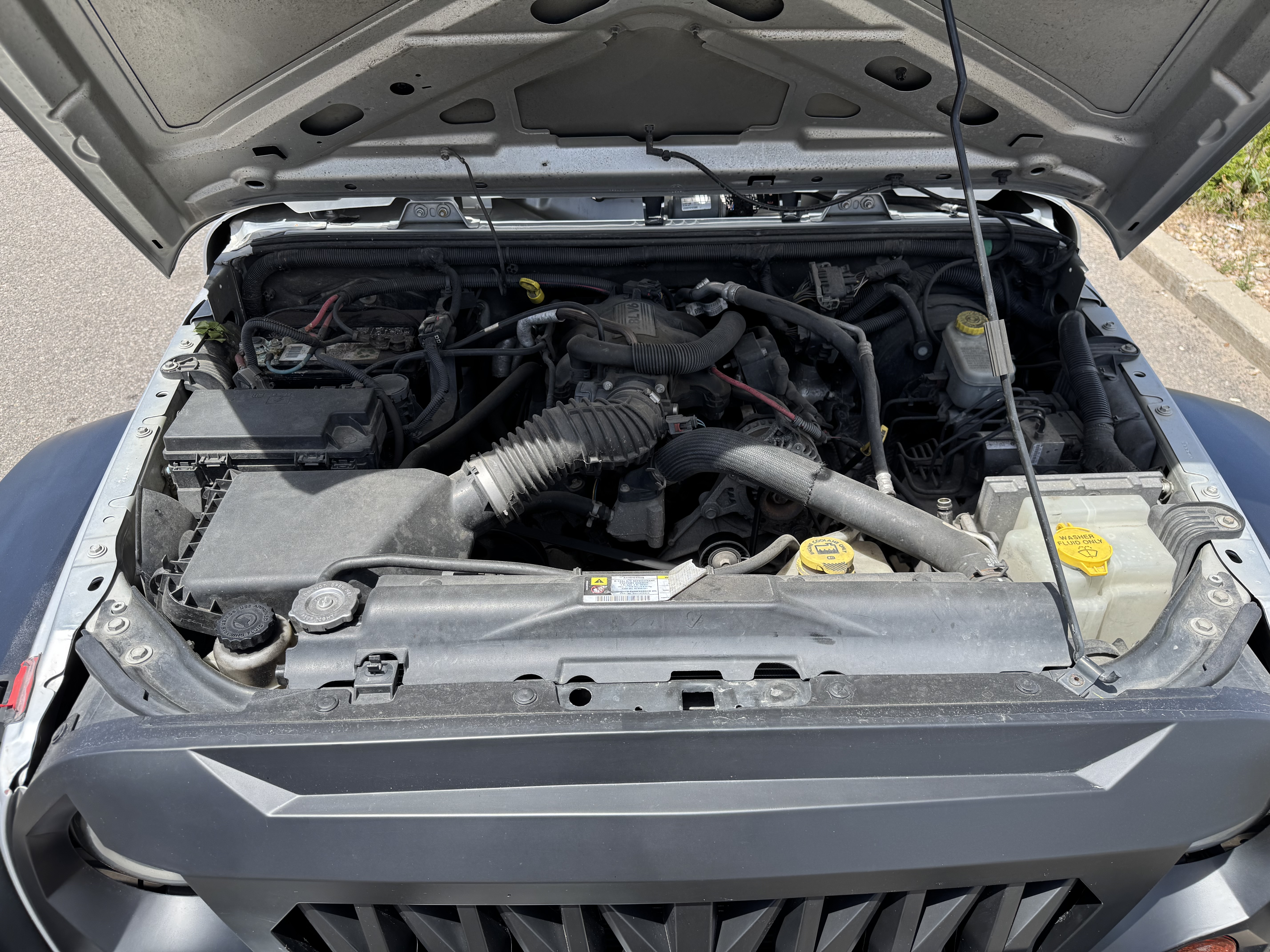 Used 2011 Jeep Wrangler Unlimited Sport AWD/4WD image 6