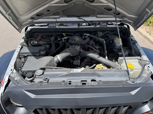 Used 2011 Jeep Wrangler Unlimited Sport AWD/4WD image 6