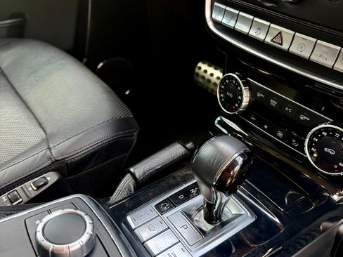 Used 2017 Mercedes-Benz G 550 image 10