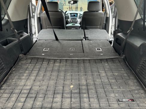 Used 2018 GMC Yukon XL SLT w/ Open Road Package image 11