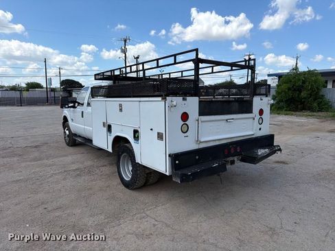 Used 2015 Ford F350 XL w/ Power Equipment Group AWD/4WD image 1