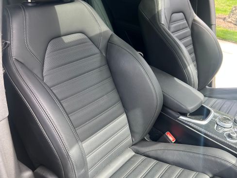 Used 2023 Alfa Romeo Stelvio Quadrifoglio image 5