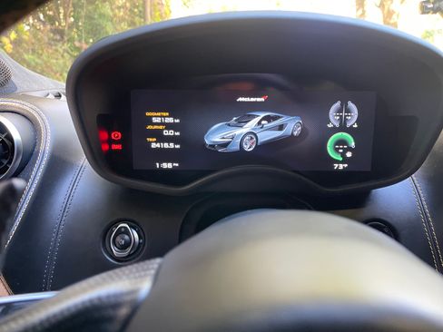 Used 2017 McLaren 570S Coupe image 13