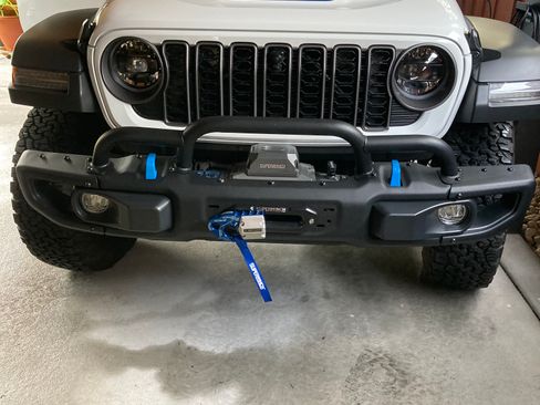 Used 2023 Jeep Wrangler Unlimited Rubicon 4xe image 5