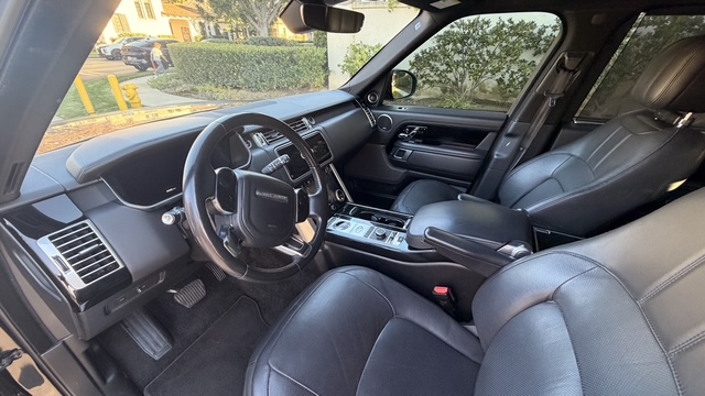 Used 2019 Land Rover Range Rover Long Wheelbase Supercharged AWD/4WD image 9