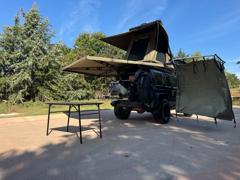 Used 2015 Jeep Wrangler Unlimited Rubicon w/ Connectivity Group image 13