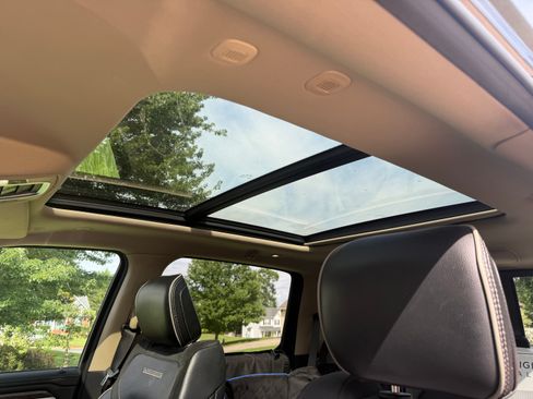 Used 2020 RAM 1500 Laramie image 14