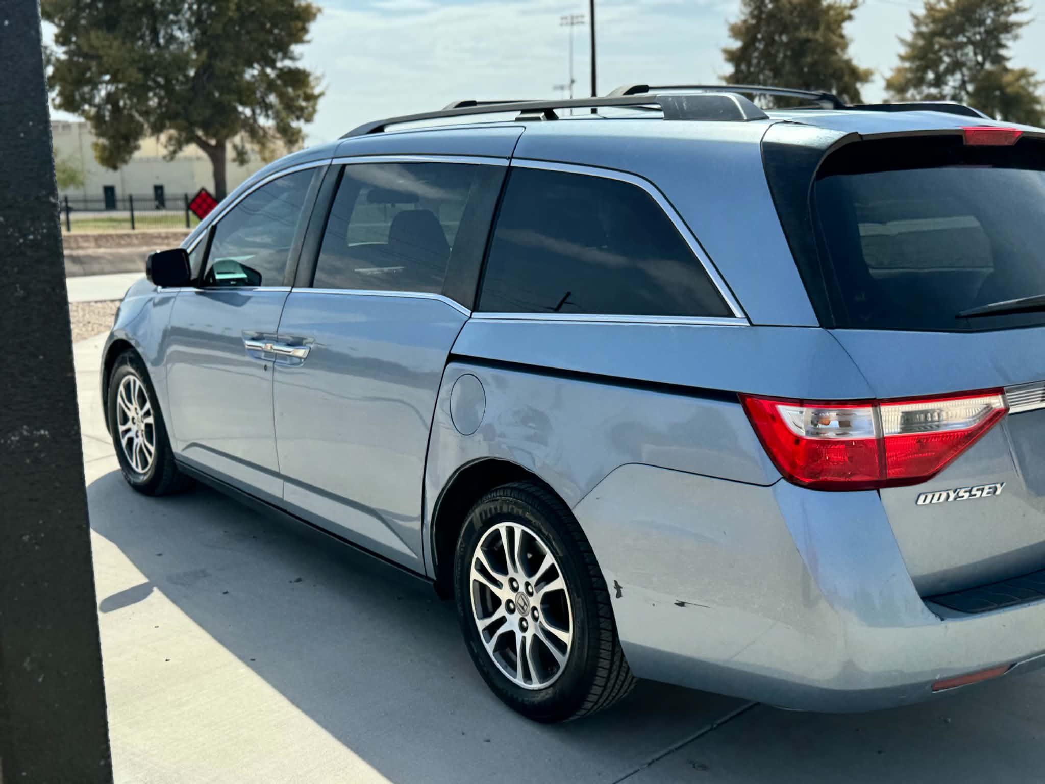 Used 2011 Honda Odyssey EX image 13