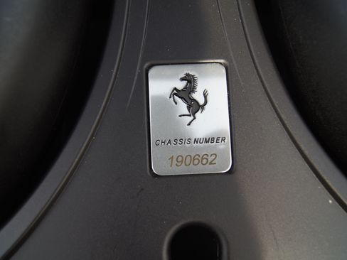 Used 2013 Ferrari California image 19