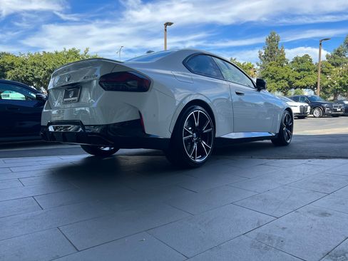 Used 2023 BMW M240i Coupe RWD image 2