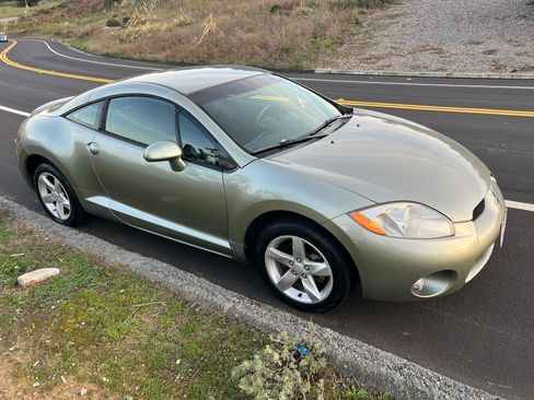 Used 2008 Mitsubishi Eclipse GS image 6